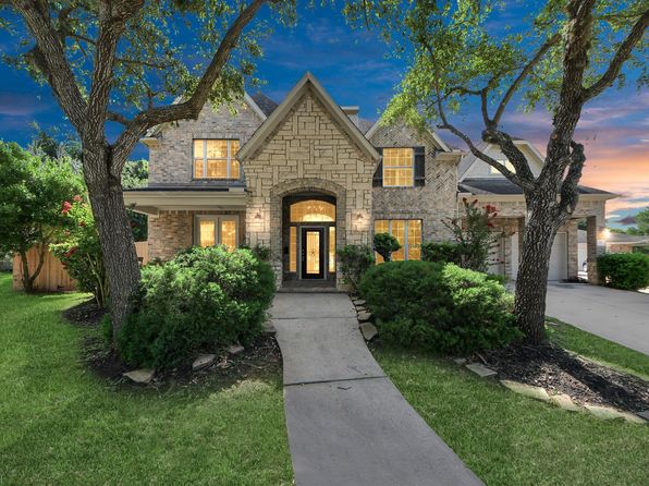 3811 Parkside