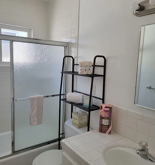 103 N Hayworth Ave #4 — Photo 24