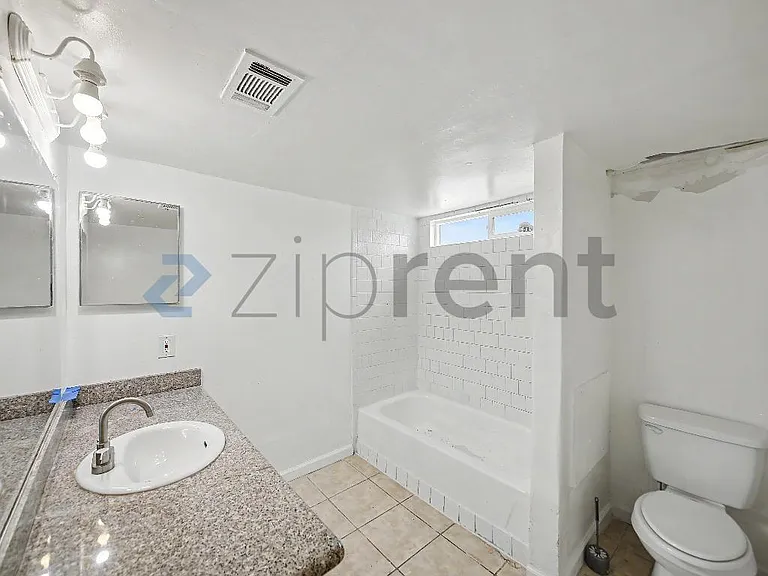 1308 Flower St #A — Photo 6