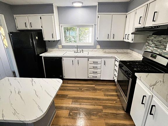 5th image of 8600 West Ln Space 40