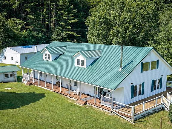 3rd image of 2258 Buck Mountain Rd