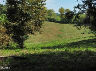 Country Oaks Ln, Lafollette, TN 37766