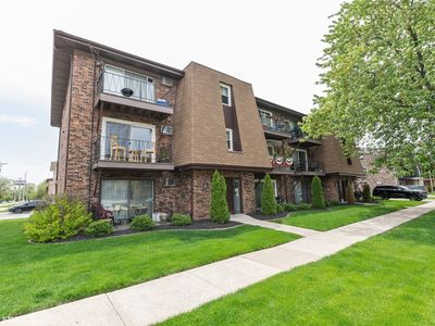 7005 W 99th St #3, Chicago Ridge, IL, 60415