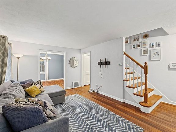4th image of 8648 Minnehaha Ln