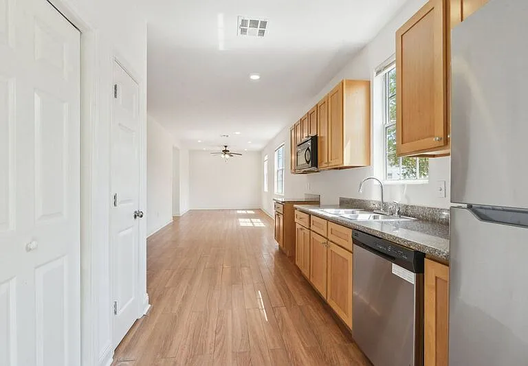 407 N Tonti St #407 — Photo 15