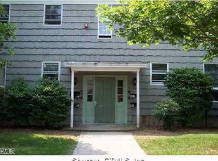 96 Carriage Path S #96, Milford, CT 06460
