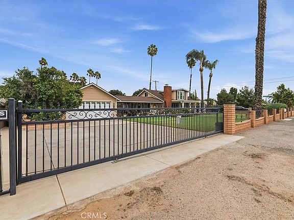 4th image of 5105 Golden Ave