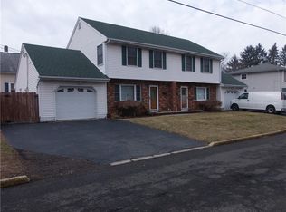 250 S Madison Ave, Dunellen, NJ 08812