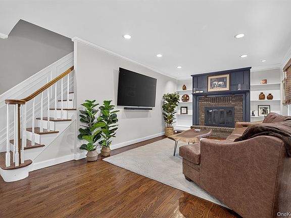 4th image of 73 Maple Place