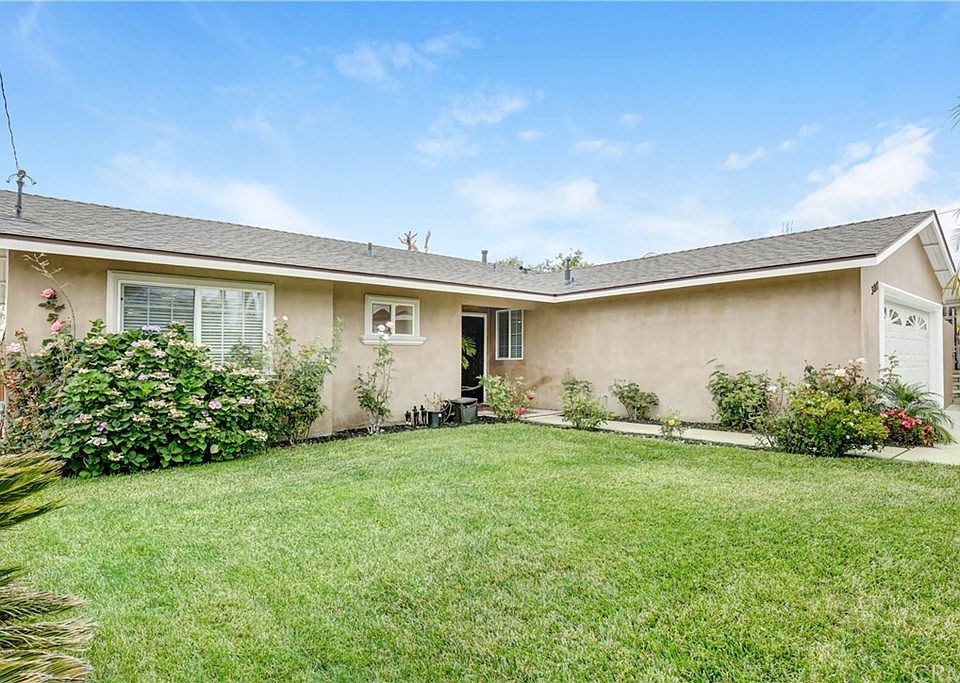 1st image of 3017 Linda Dr