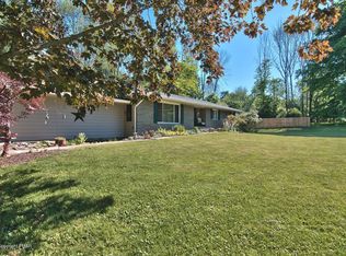 1377 Reish Rd, Stroudsburg, PA 18360