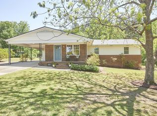 4213 Ruby Dr, Raleigh, NC 27610