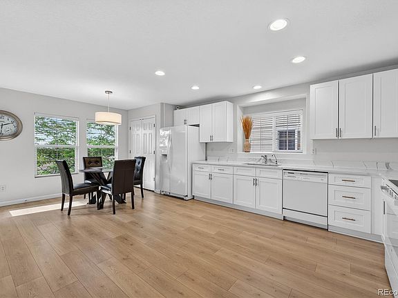 3rd image of 10072 Amston Street