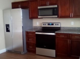 977 SW 15th St, Deerfield Beach, FL 33441