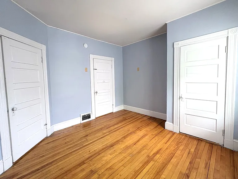 75 Whitney St #2 — Photo 1