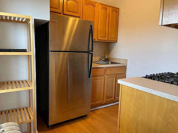 4th image of 3532 172nd St Floor 3