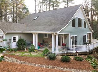 941 Deerlake Rd, Brevard, NC 28712