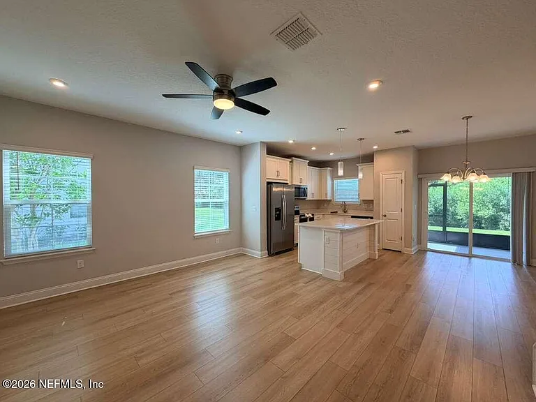 12039 Calvesta St — Photo 4