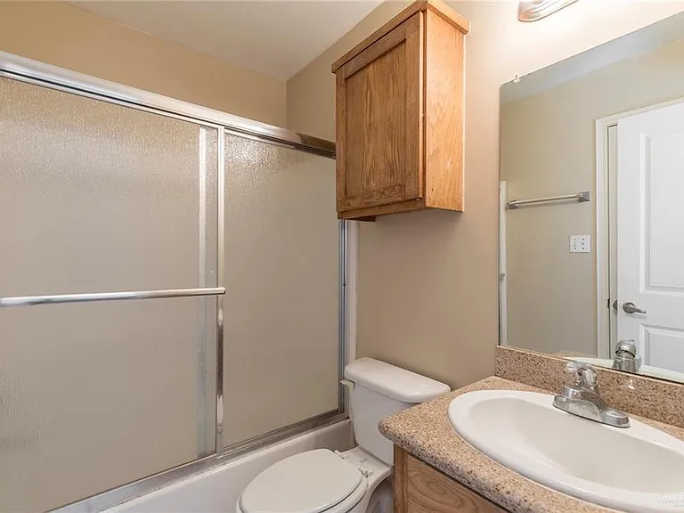 103 S 48th Ln #4 — Photo 12