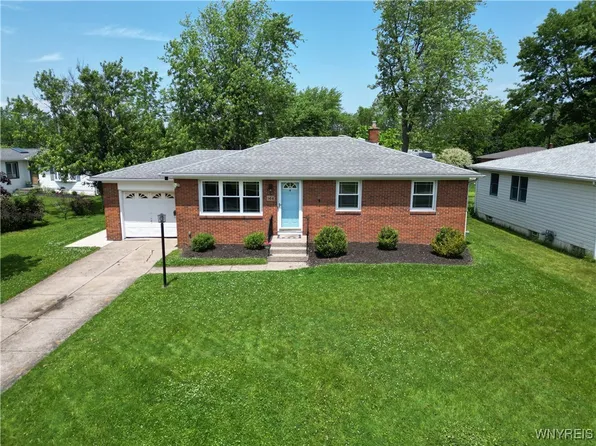 144 Willowcrest Dr, Buffalo, NY 14224