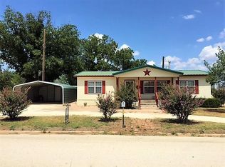 406 Carothers Ave, Rochester, TX 79544