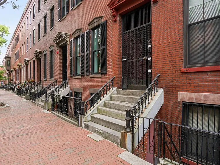 28 Milford St #3 — Photo 21