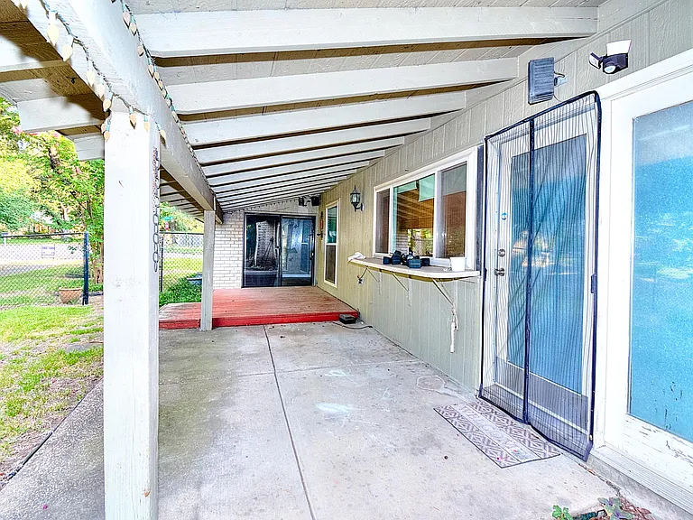 3201 Christie Cir — Photo 30