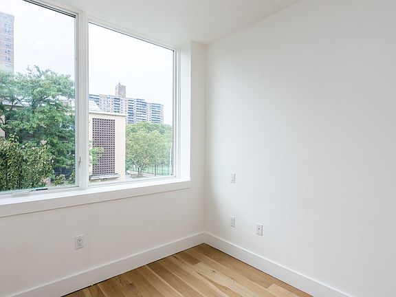2nd image of 87 Montrose Ave #3C