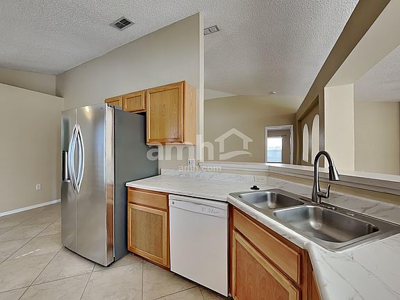 3rd image of 5276 Mansford Pl