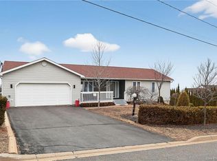 38 Edgemount Dr, Grand Bay Westfield, NB E5K 1Y2