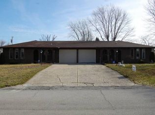 8902-8904 Surrey Dr, Pendleton, IN 46064