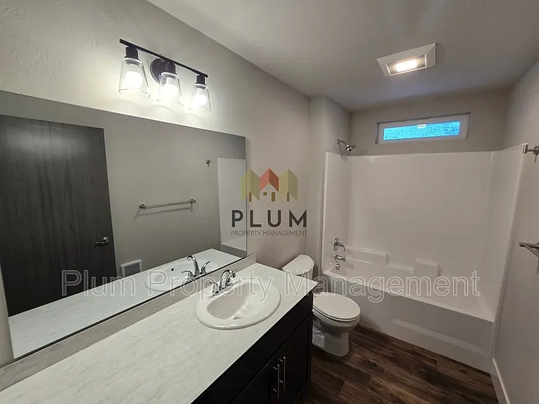 425 Michigan Ave #107 — Photo 14