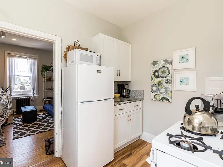 1331 Reed St #3 — Photo 6