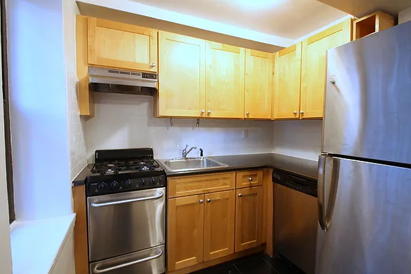 Rented by Corcoran | media 11