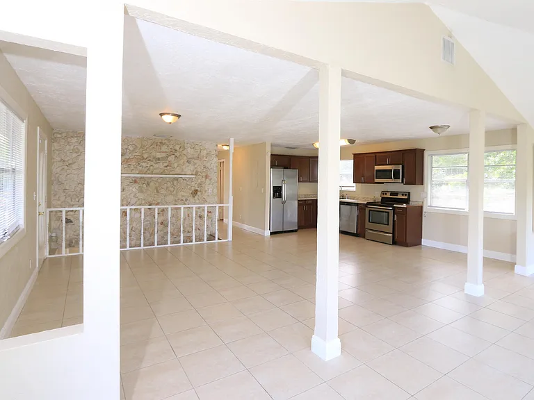 4916 Silver Oak Dr — Photo 5