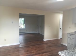 33 Englewood Ave APT 1, Pawtucket, RI 02860