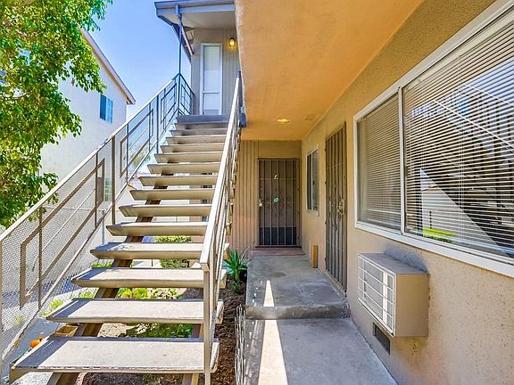 5th image of 13238 Vanowen St #3