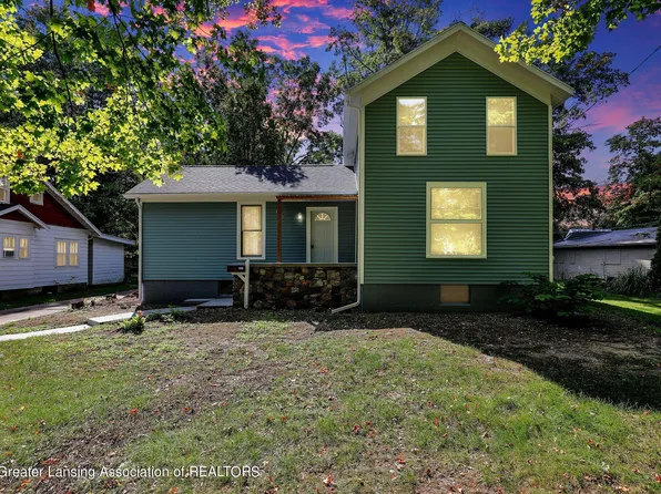 327 W Elm St, Mason, MI 48854