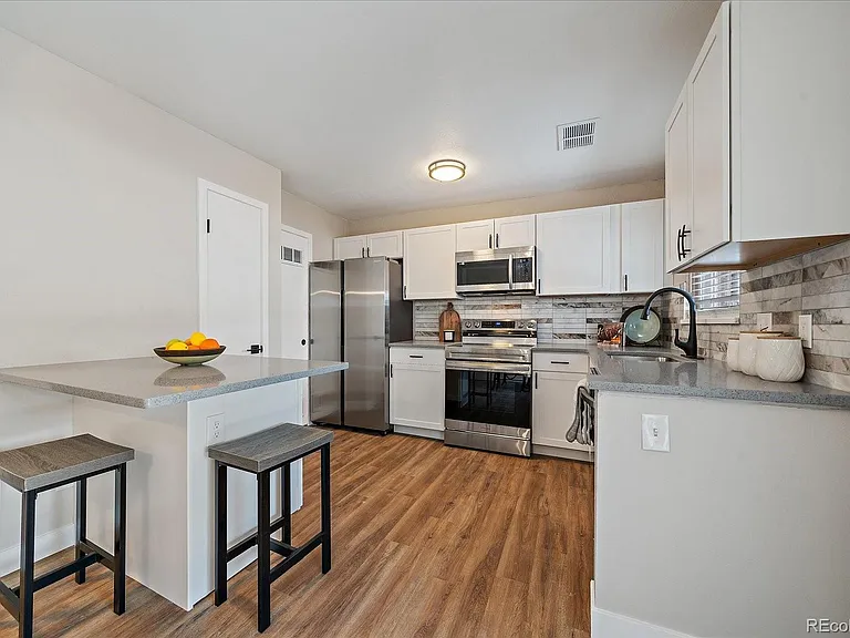 5543 S Lowell Blvd — Photo 5