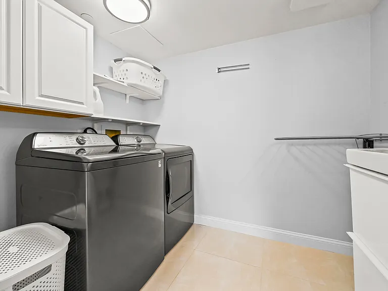 4000 N Ocean Dr #2004 — Photo 30
