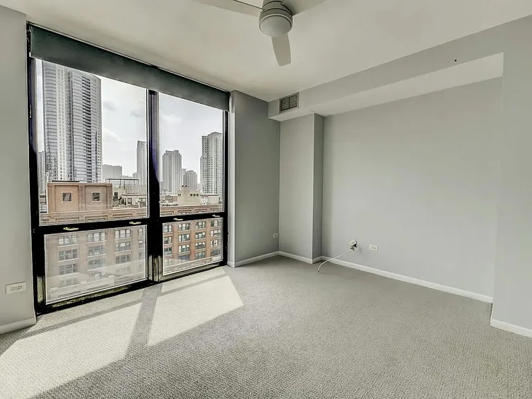 435 W Erie St #1105 — Photo 8