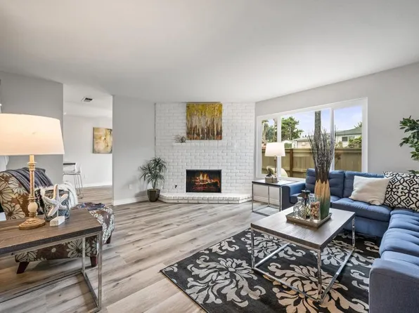 368 Forest Pl, Vista, CA 92083