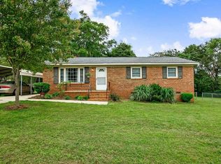 197 Scenic Dr, Greer, SC 29651