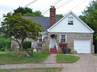 9 Ardmore Ct, Fair Lawn, NJ 07410