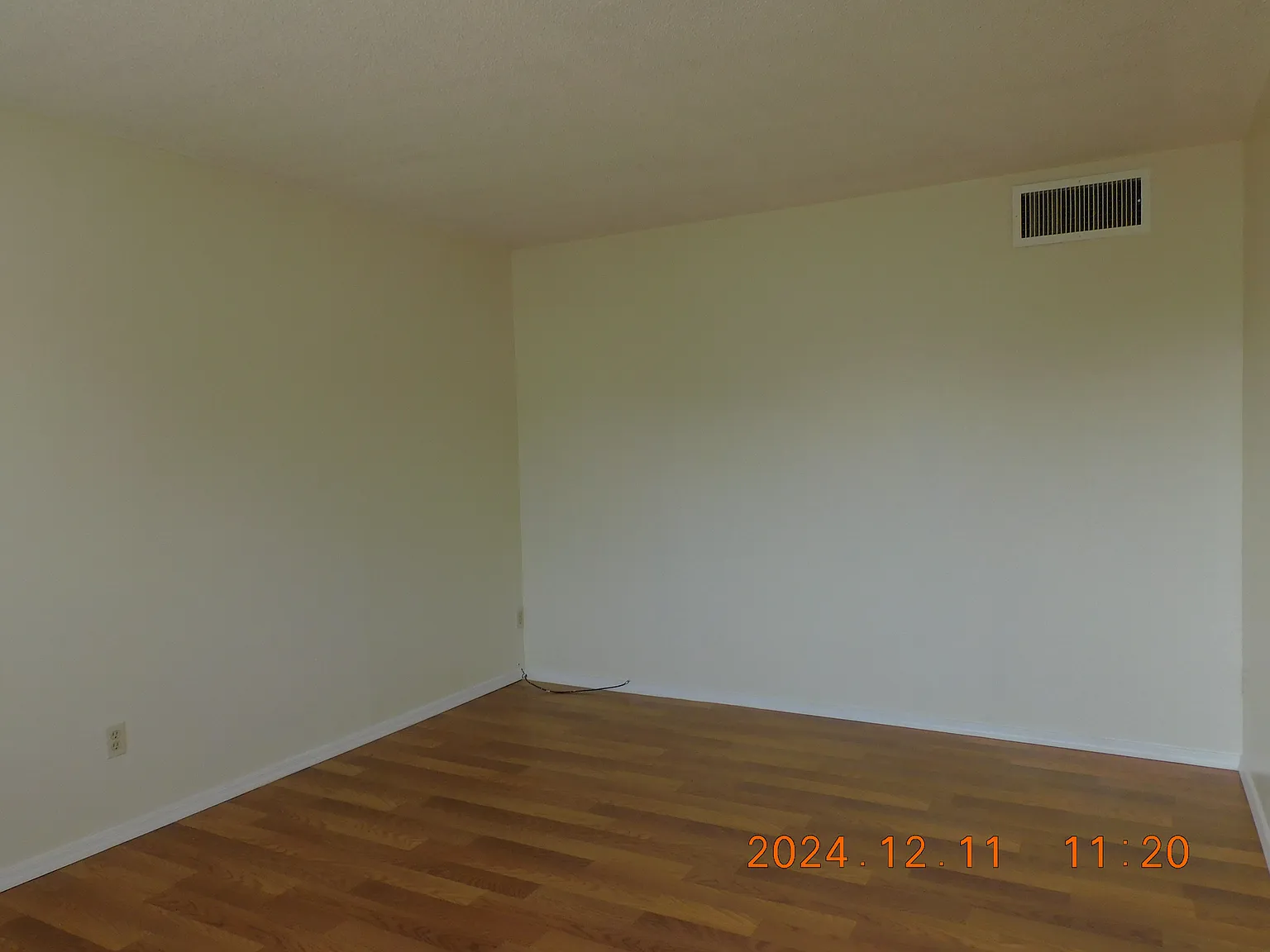 3 bed, $750 — Photo 4