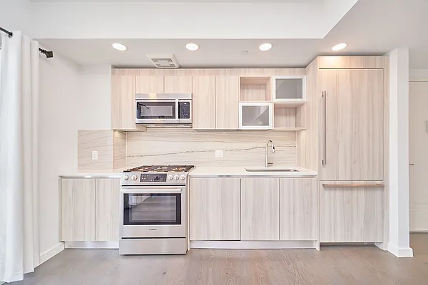 Rented by Brown Harris Stevens | media 23