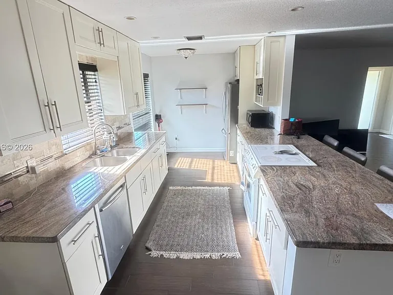 2736 Carnation Ct #0 — Photo 1