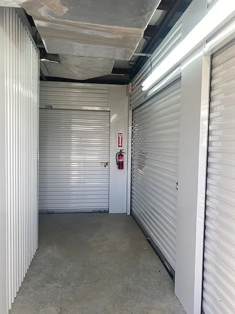 Refugio Self Storage - C96 (10x15) CC — Photo 2