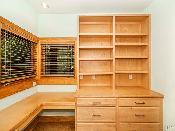 5th image of 1218 Spanish Oak Dr