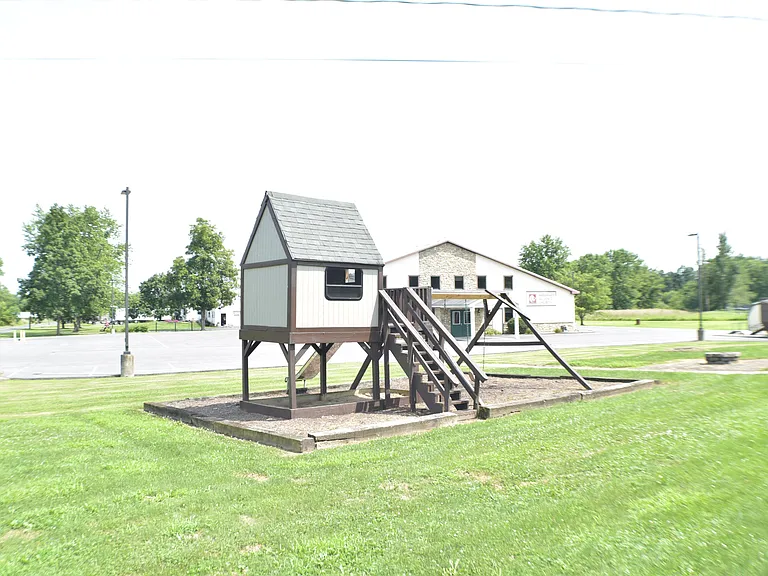 1160 Forest Hill Rd — Photo 12